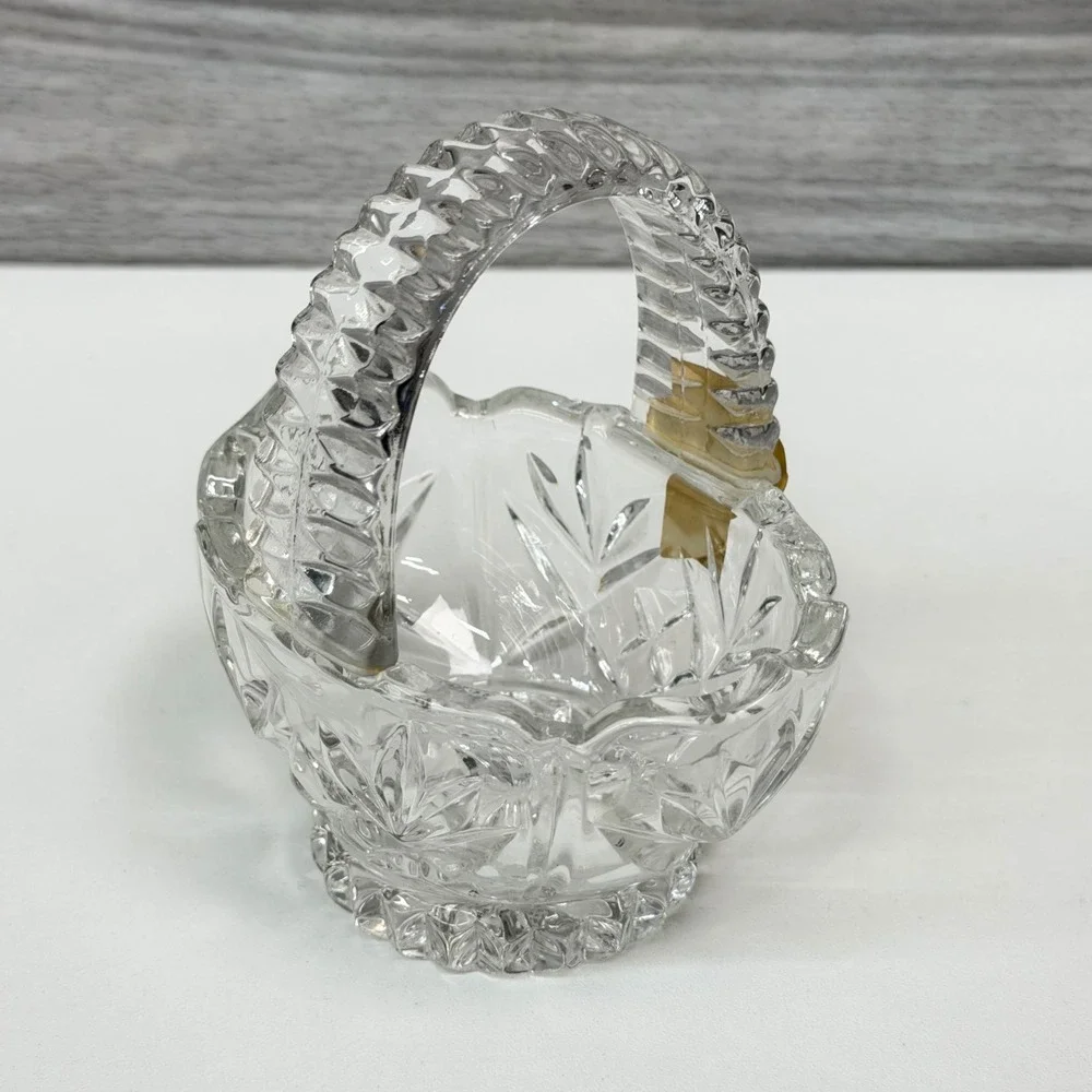 Anna Hutte Bleikristall 24% Lead Crystal Basket Made in Germany Cut Glass 4in